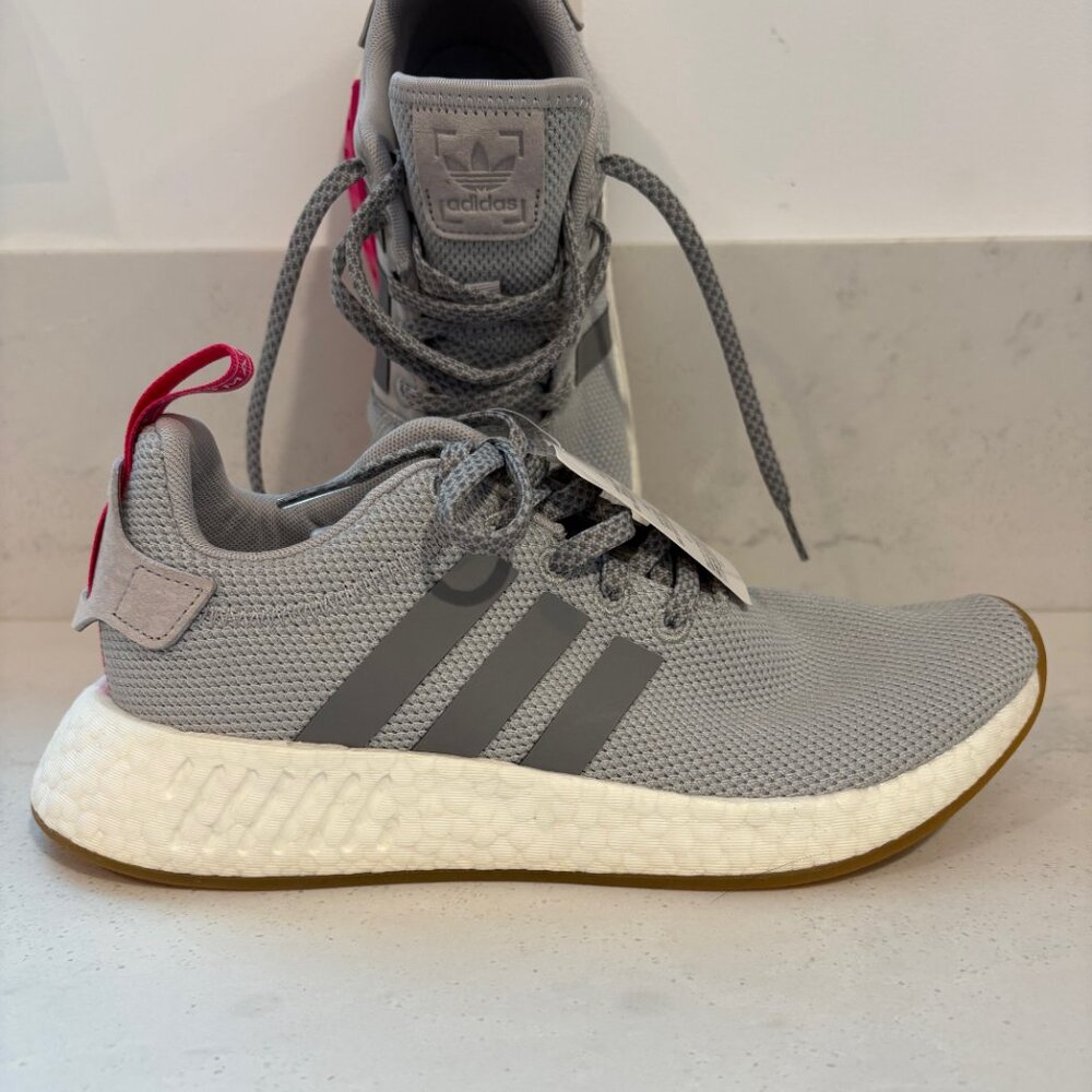 NEW with Tag - adidas Women's NMD_R2 Primeknit US7.5 Grey Pink Sneaker
